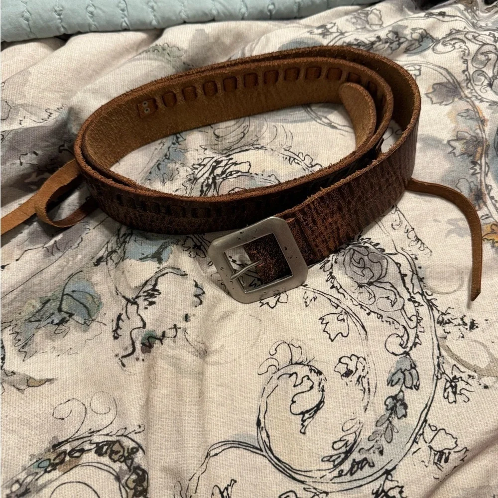 Women’s Cabi Brown Leather Belt